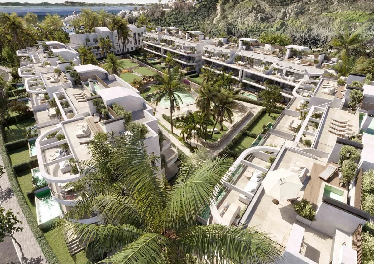 1 Bedroom Middle Floor Apartment for Sale in Estepona, Málaga
