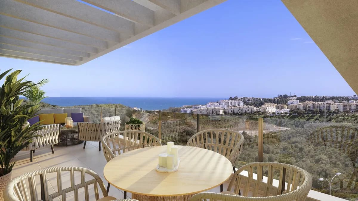 2 Bedroom Ground Floor Apartment for Sale in Calanova Golf, Málaga - Image 4