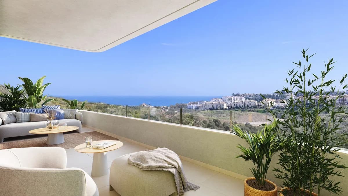 2 Bedroom Ground Floor Apartment for Sale in Calanova Golf, Málaga - Image 5