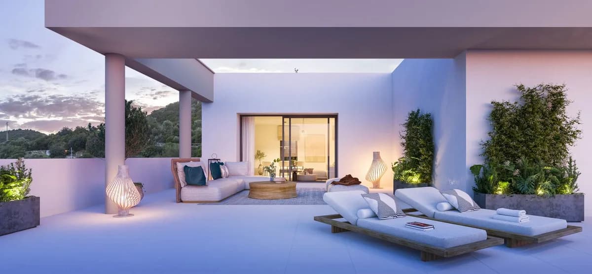 2 Bedroom Middle Floor Apartment for Sale in Estepona, Málaga - Image 7