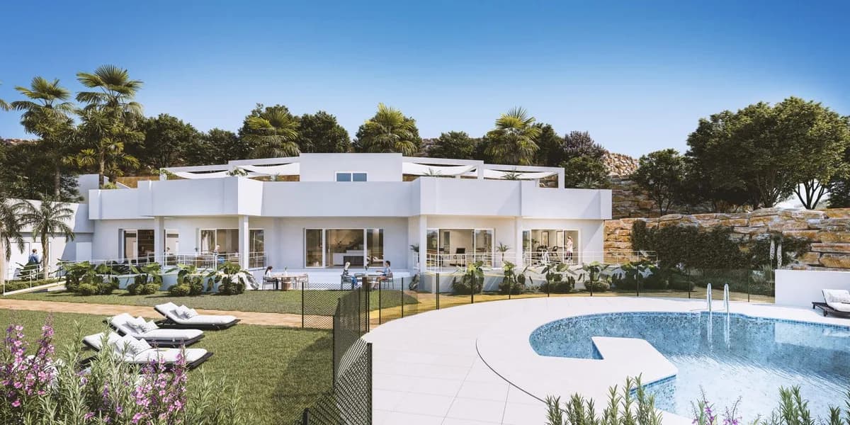 2 Bedroom Penthouse for Sale in Estepona, Málaga