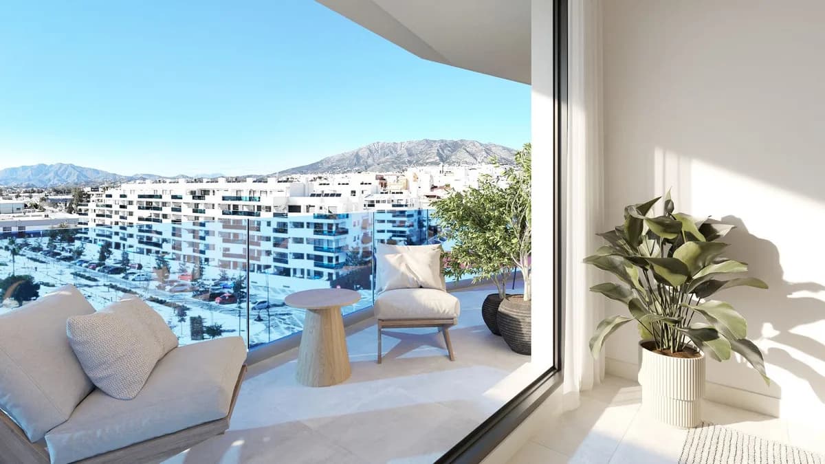 1 Bedroom Middle Floor Apartment for Sale in Las Lagunas, Málaga - Image 6