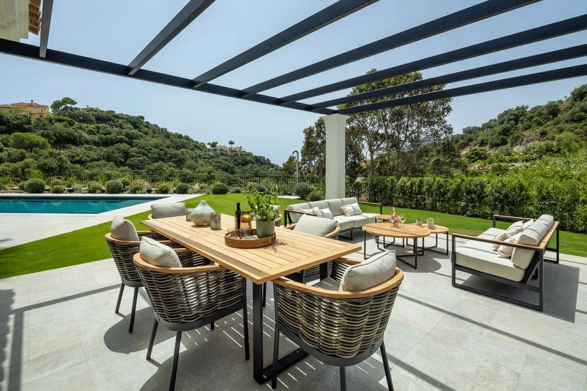 5 Bedroom Detached Villa for Sale in La Zagaleta, Málaga - Image 5