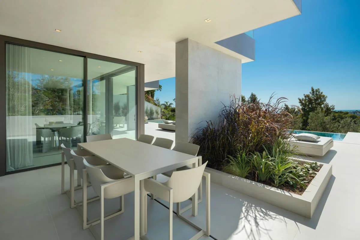 5 Bedroom Detached Villa for Sale in Los Flamingos, Málaga - Image 7