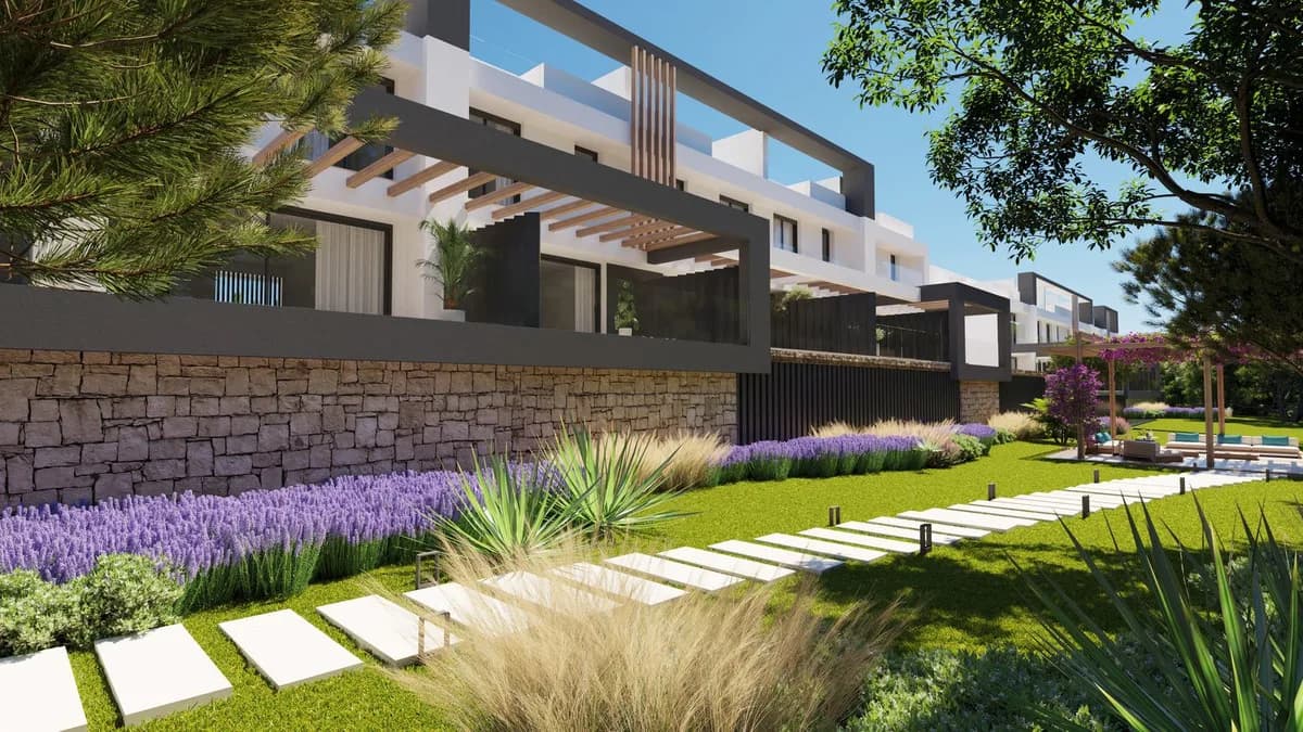 3 Bedroom Townhouse for Sale in El Chaparral, Málaga - Image 3