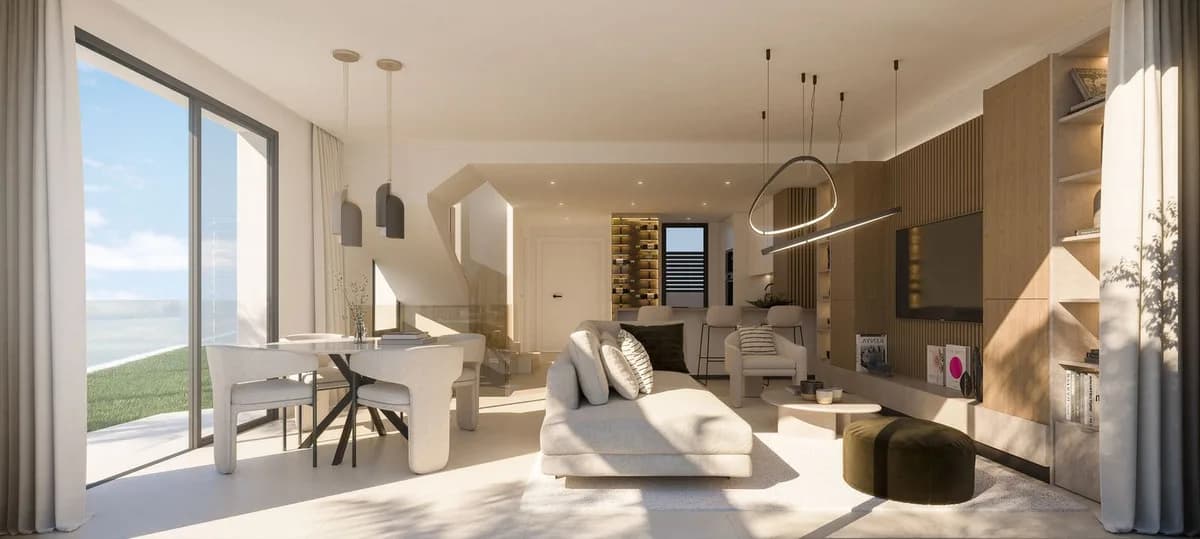 2 Bedroom Townhouse for Sale in Riviera del Sol, Málaga - Image 2