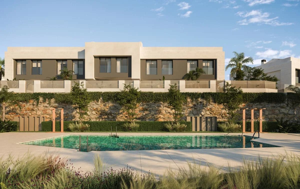 2 Bedroom Townhouse for Sale in Riviera del Sol, Málaga - Image 4
