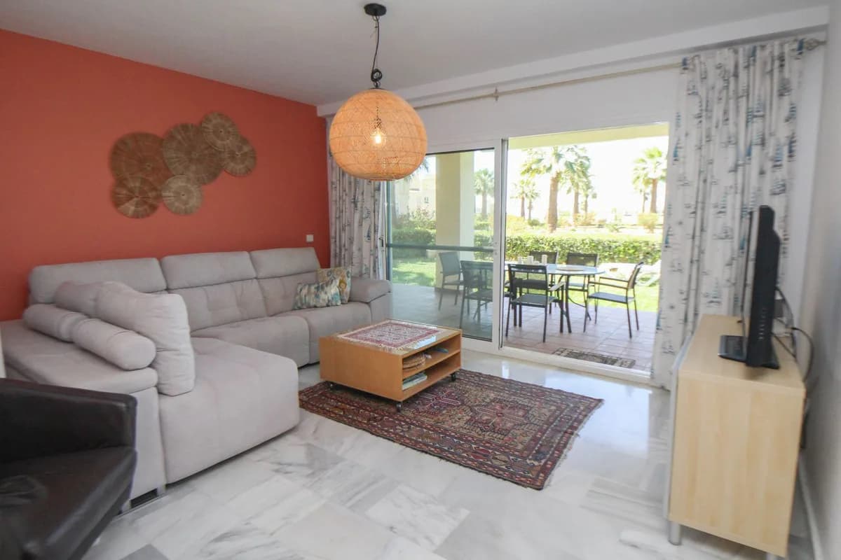 3 Bedroom Ground Floor Apartment for Sale in La Cala de Mijas, Málaga - Image 2