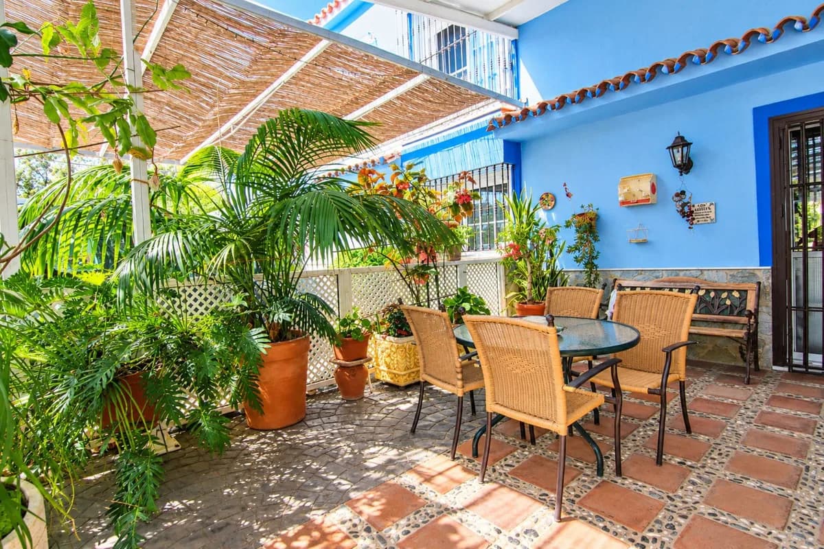 4 Bedroom Detached Villa for Sale in Coín, Málaga - Image 5
