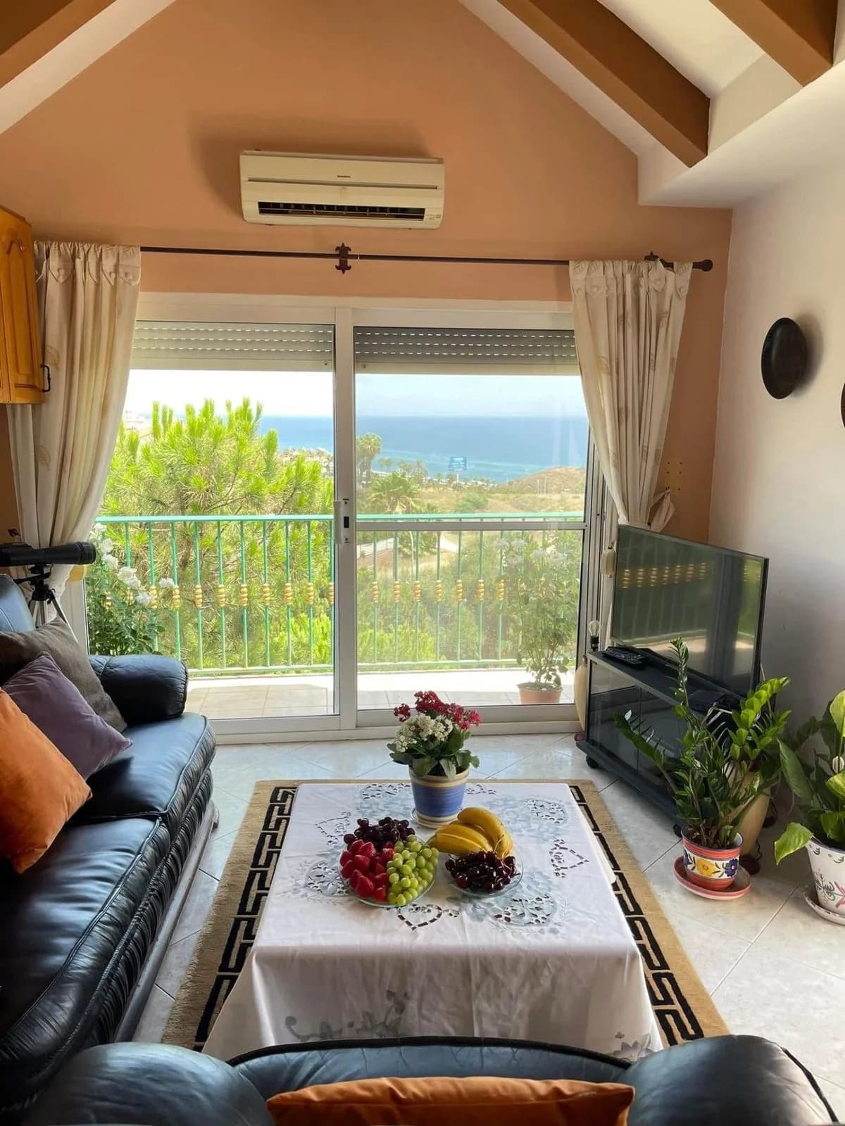 6 Bedroom Detached Villa for Sale in El Faro, Málaga - Image 5