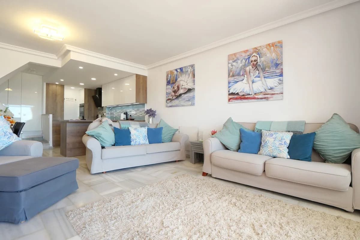 2 Bedroom Townhouse for Sale in Calahonda, Málaga - Image 3