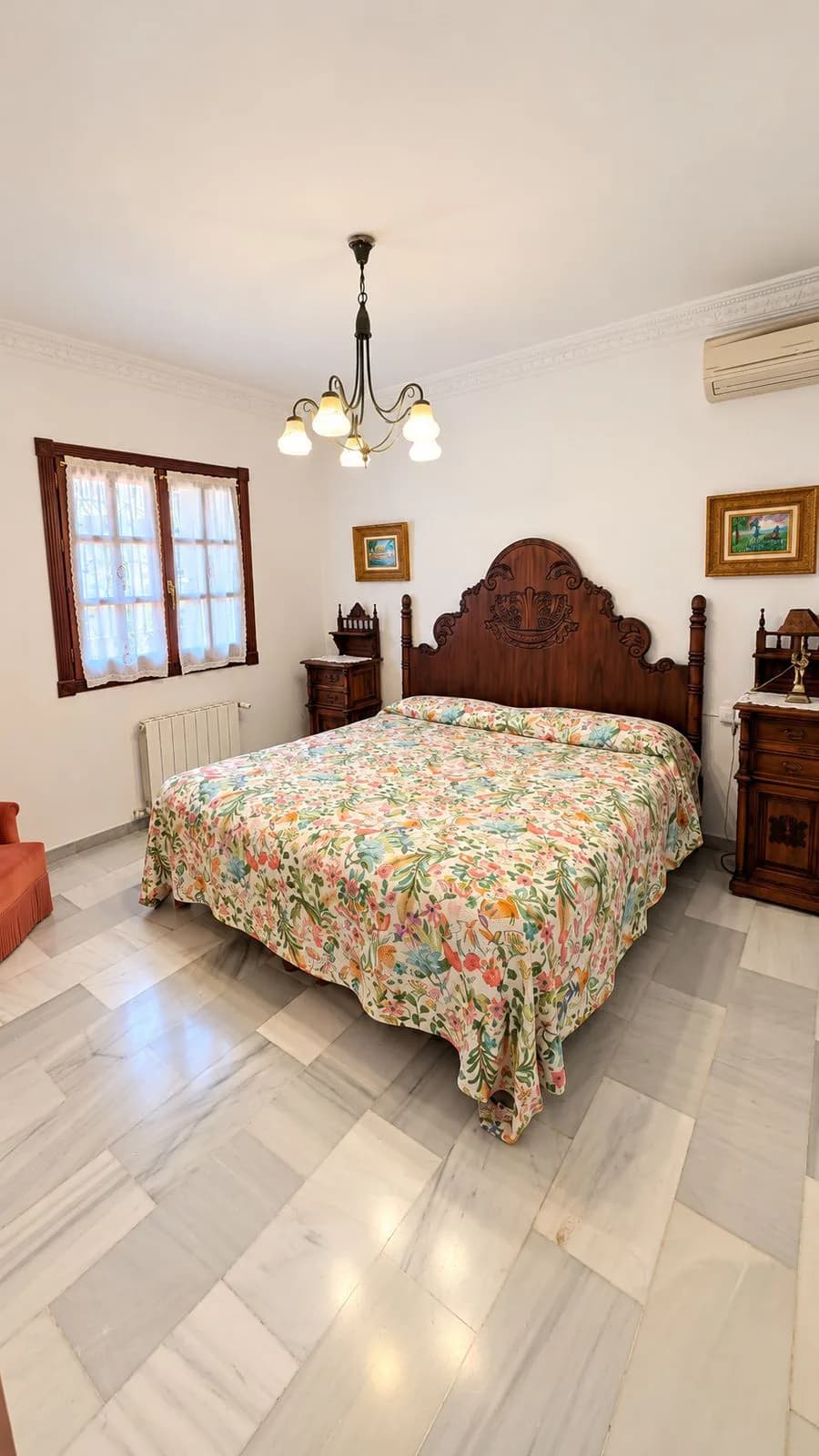 3 Bedroom Semi-Detached House for Sale in Nueva Andalucía, Málaga - Image 8