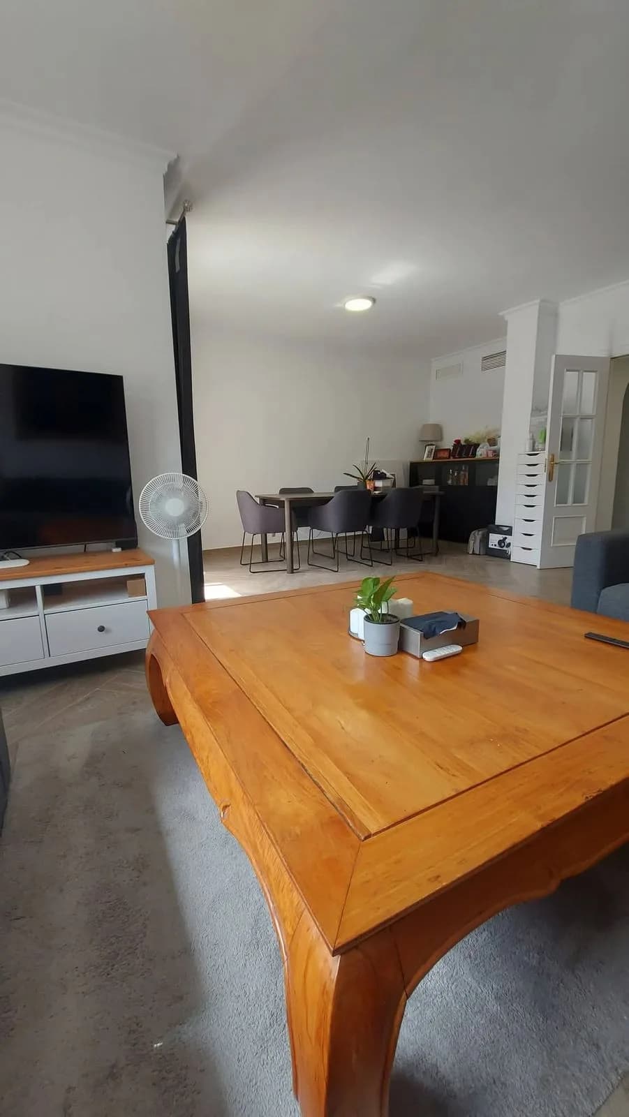 4 Bedroom Middle Floor Apartment for Sale in Torrequebrada, Málaga - Image 8