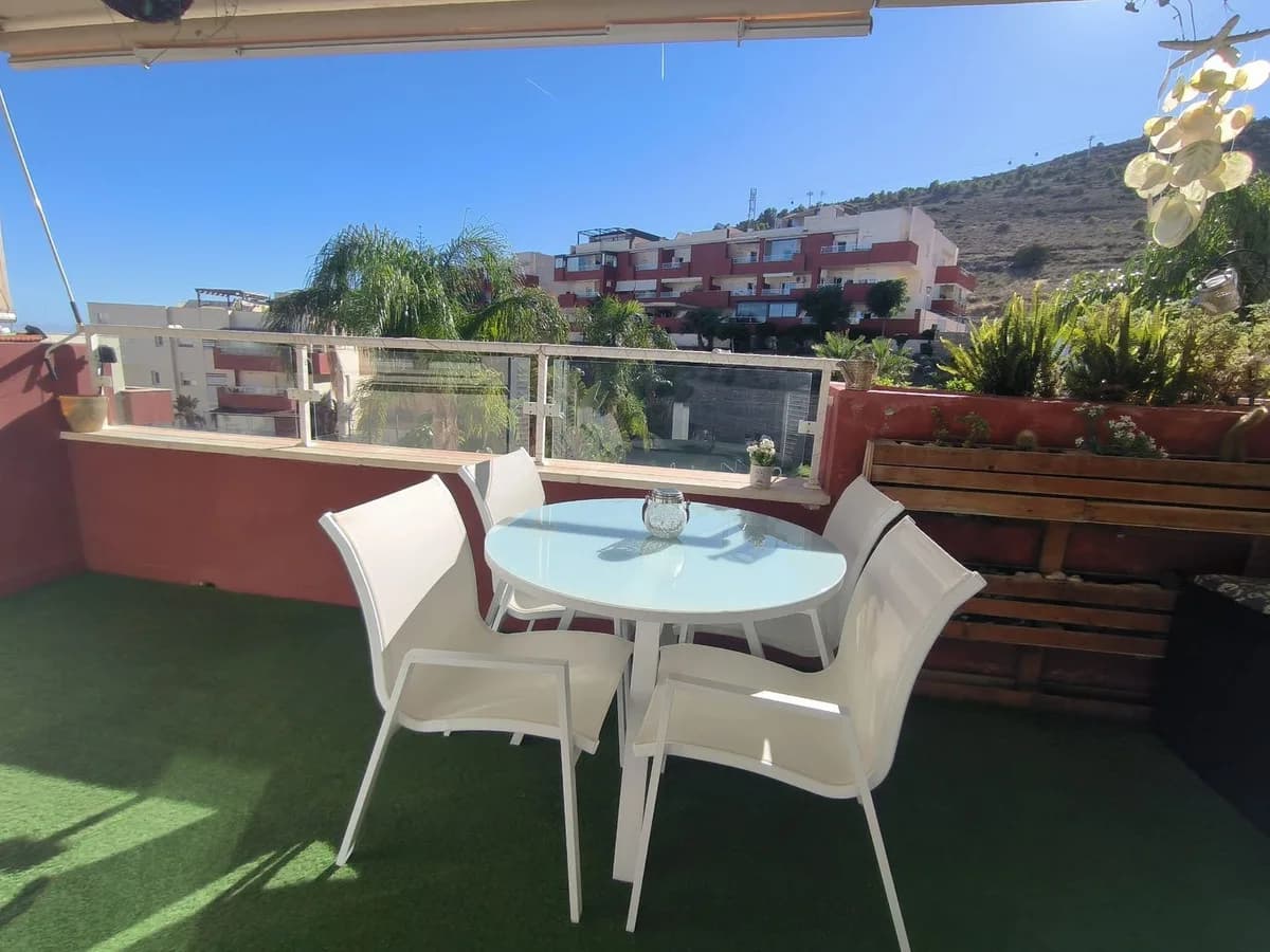 2 Bedroom Middle Floor Apartment for Sale in Arroyo de la Miel, Málaga