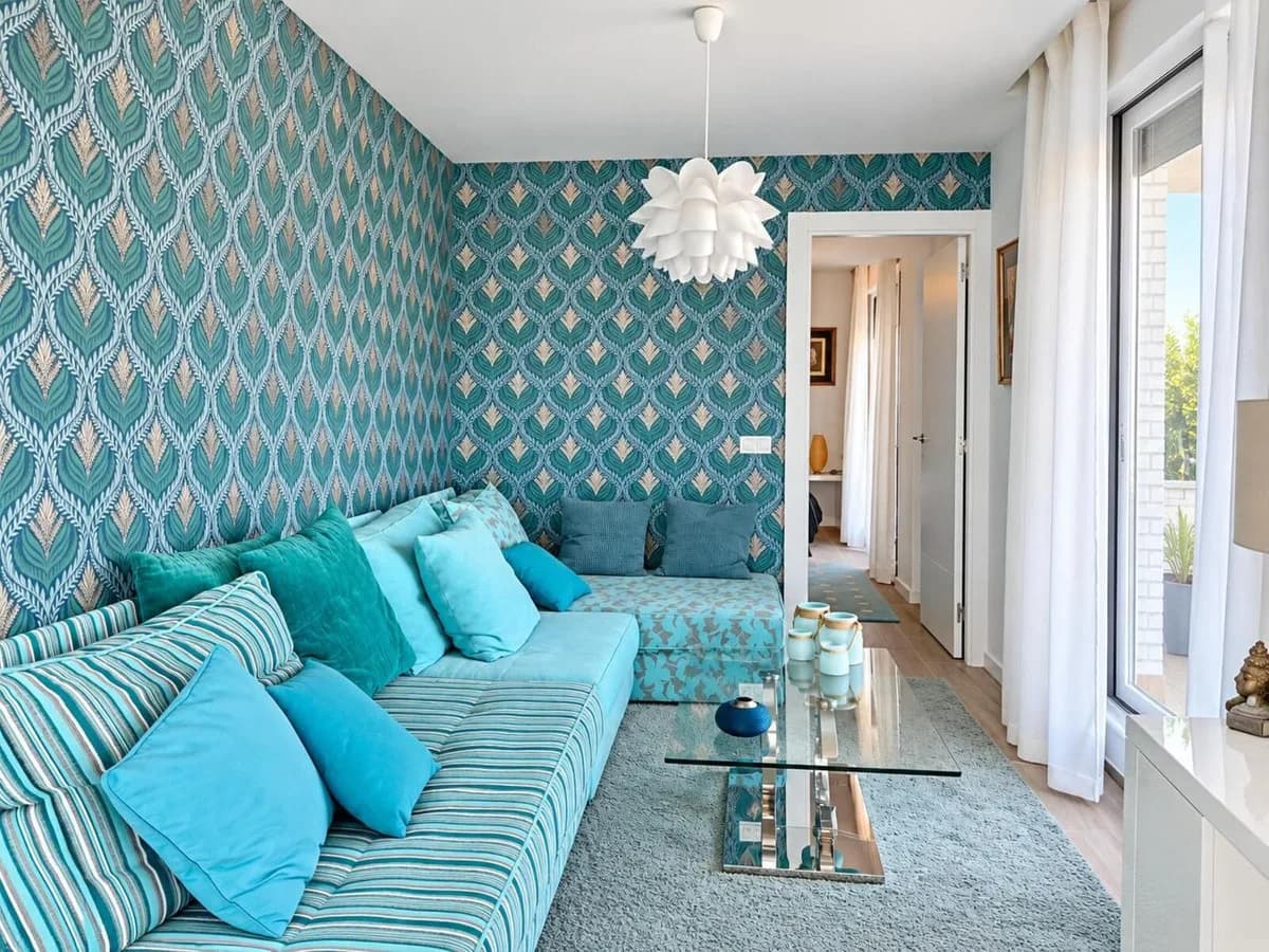 2 Bedroom Penthouse for Sale in Nueva Andalucía, Málaga - Image 3