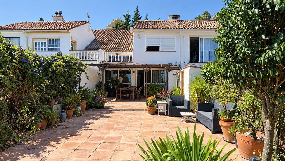 2 Bedroom Townhouse for Sale in Manilva, Málaga