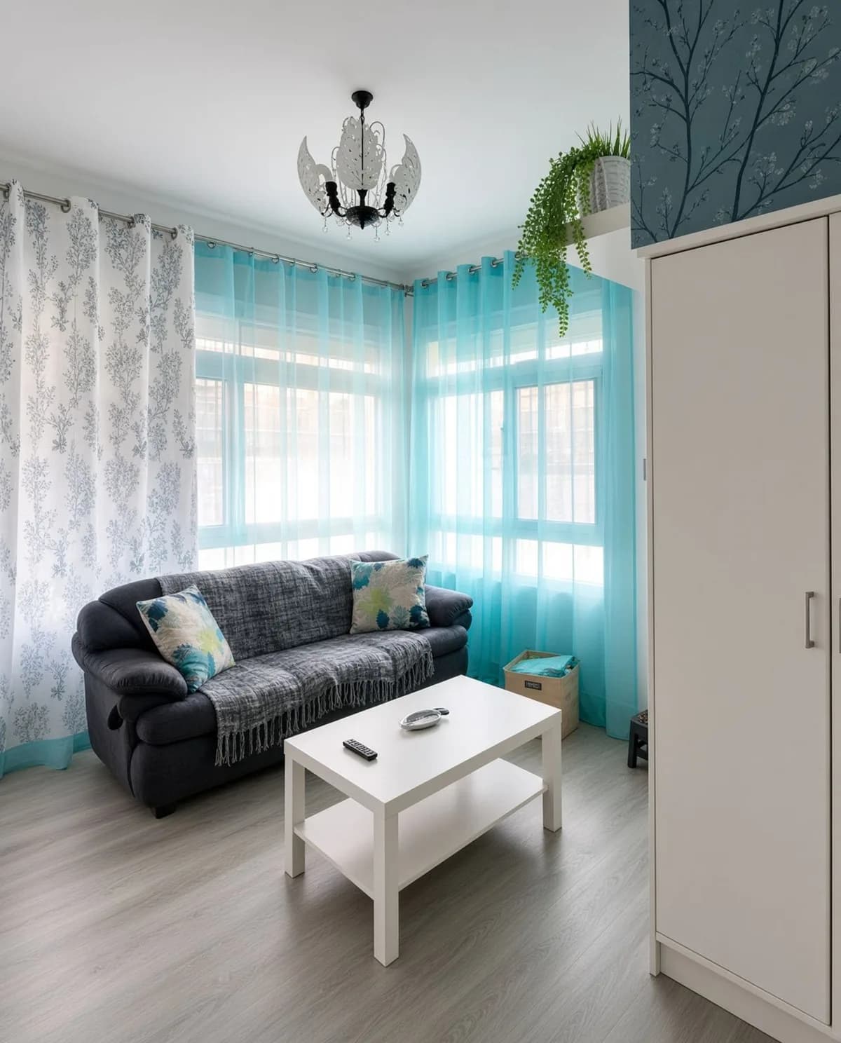 1 Bedroom Ground Floor Apartment for Sale in Marbella, Málaga - Image 4