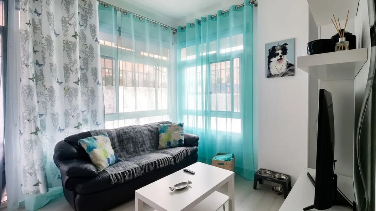 1 Bedroom Ground Floor Apartment for Sale in Marbella, Málaga - Image 5
