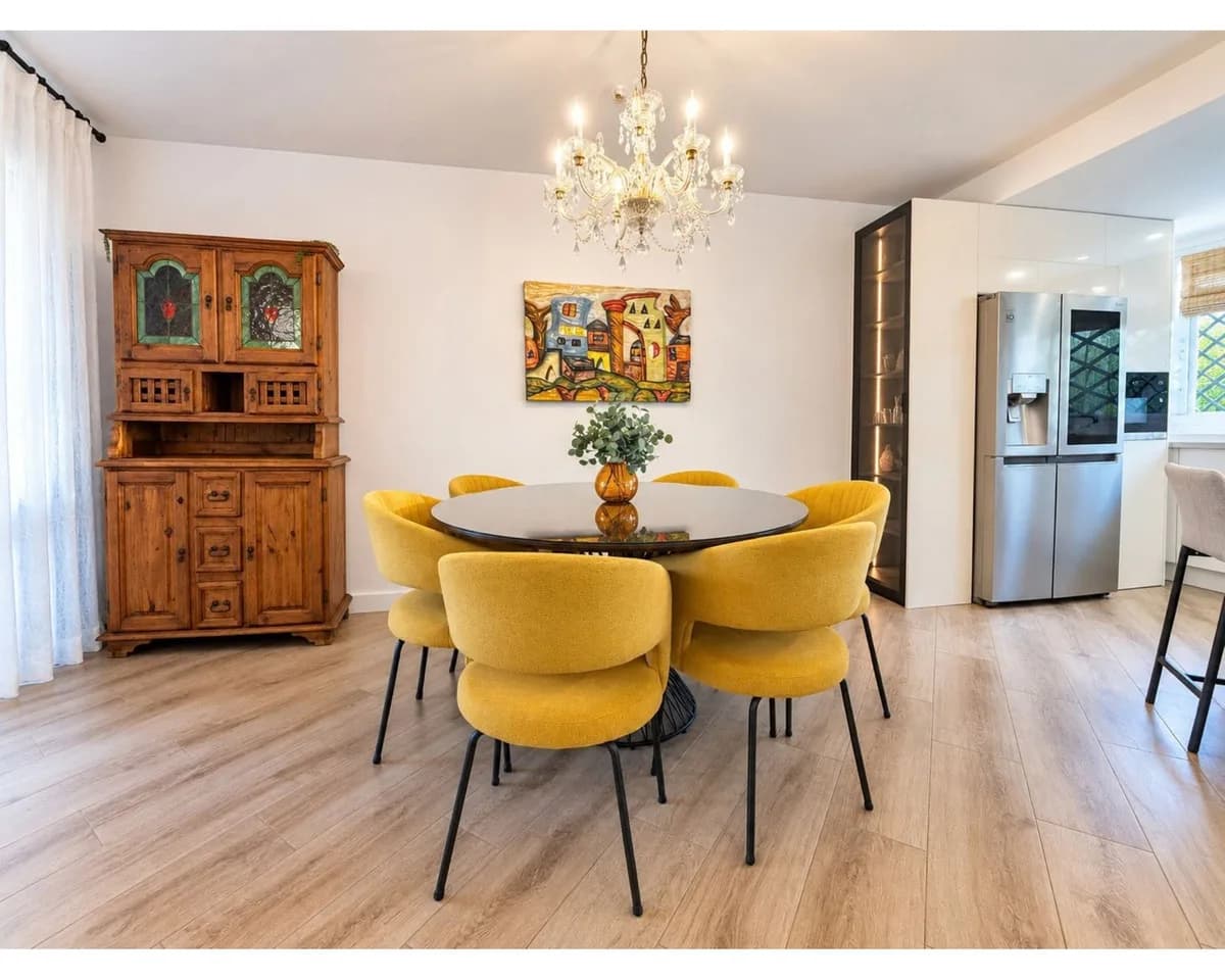 4 Bedroom Townhouse for Sale in Nueva Andalucía, Málaga - Image 5