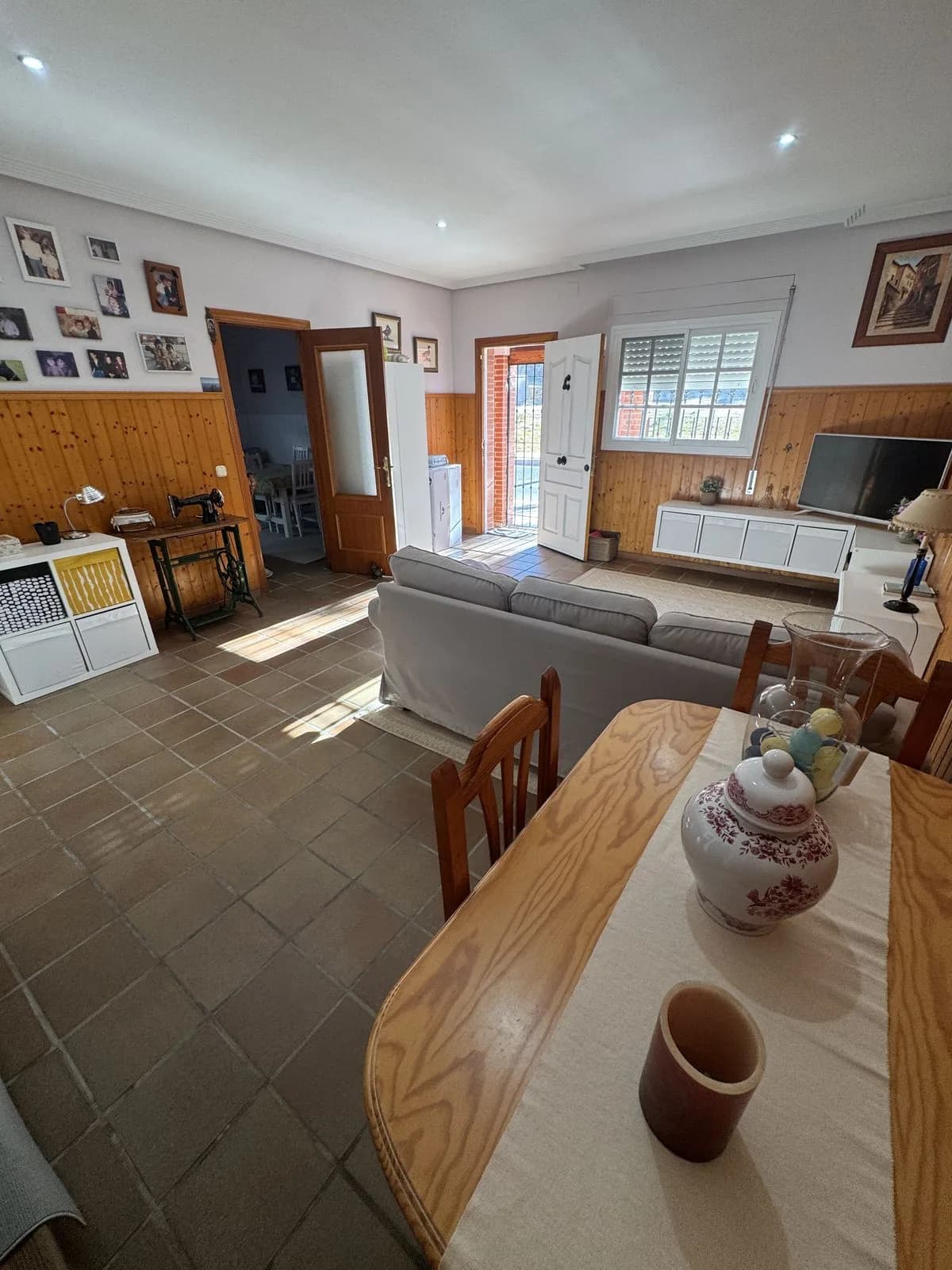 5 Bedroom Detached Villa for Sale in Estepona, Málaga - Image 8