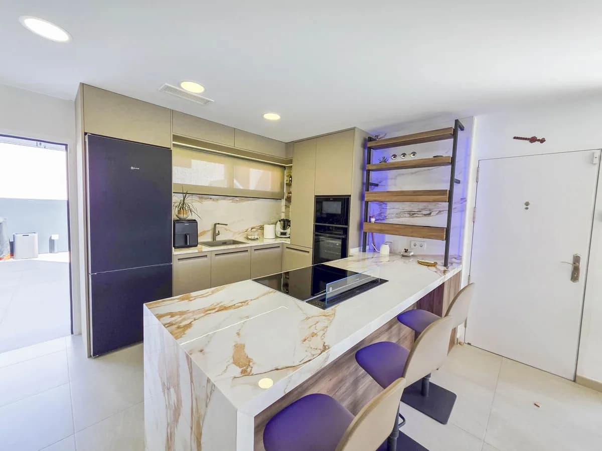 3 Bedroom Detached Villa for Sale in La Duquesa, Málaga - Image 9