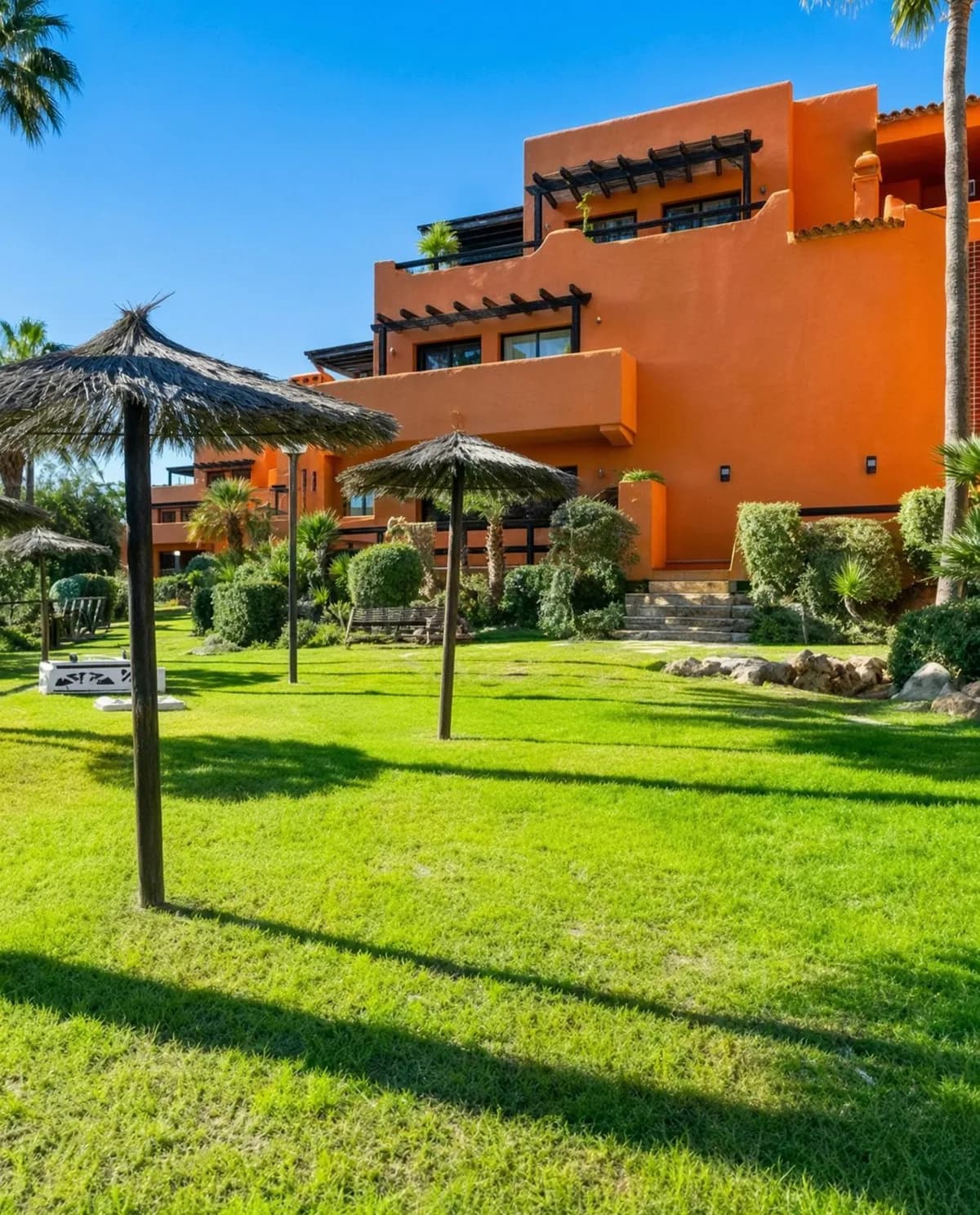 2 Bedroom Ground Floor Apartment for Sale in Estepona, Málaga - Image 8