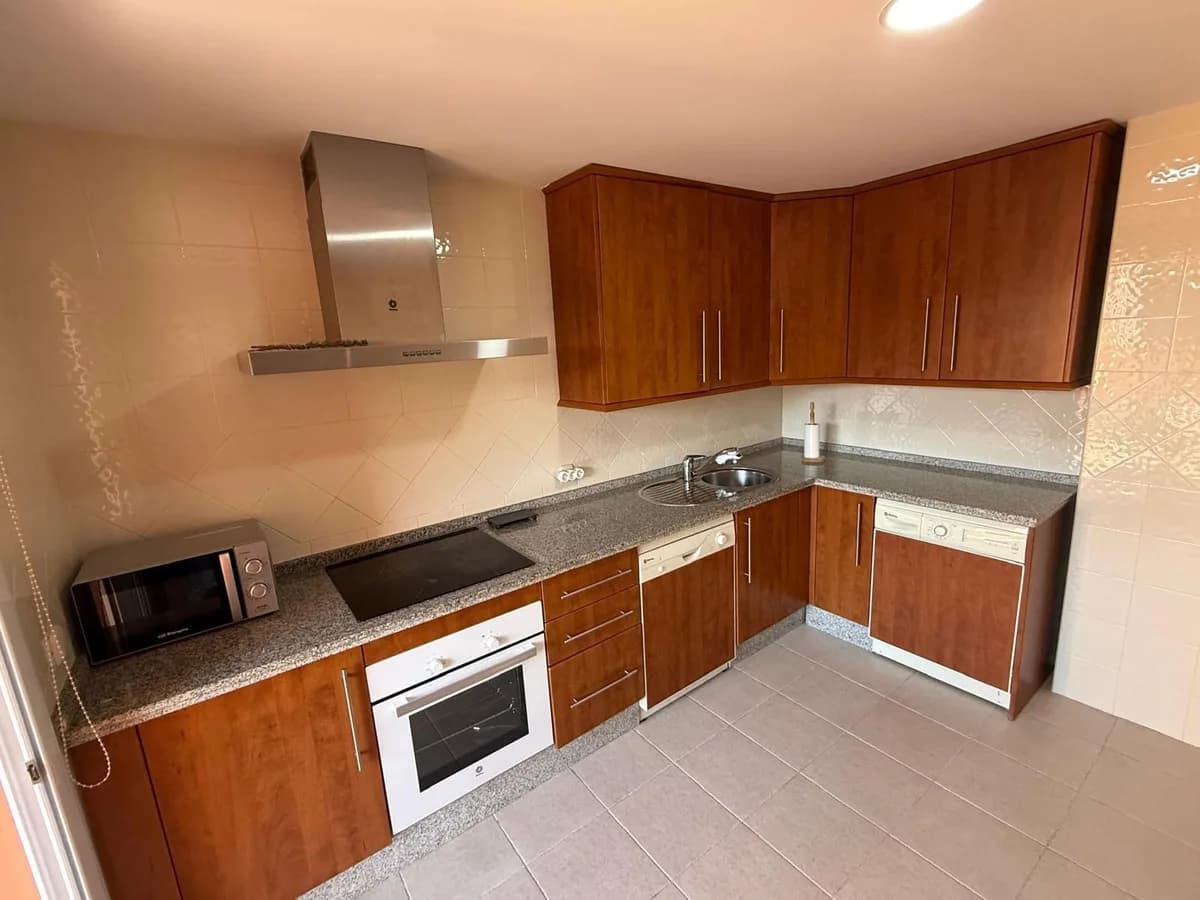 2 Bedroom Penthouse Duplex for Sale in Marbella, Málaga - Image 6