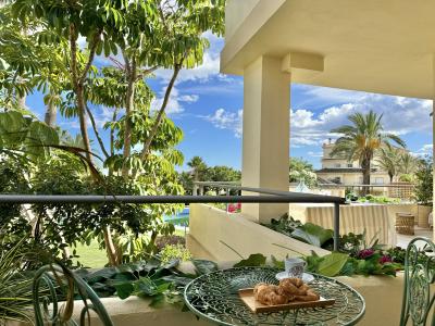 R4886416, Apartment Middle Floor in San Roque