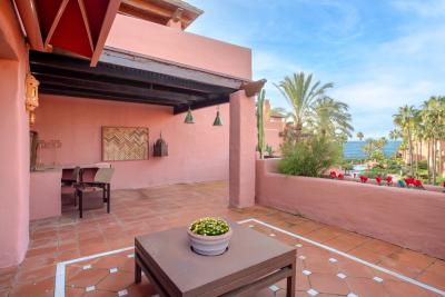 R4907695, Apartment Penthouse in Estepona