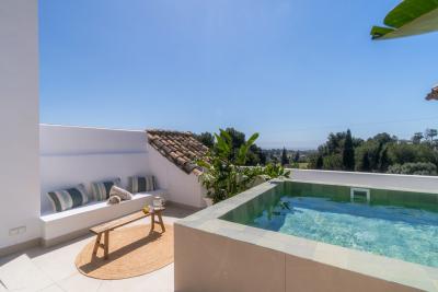 R5021617, Townhouse Terraced in Nueva Andalucía