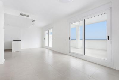 R5026234, Apartment Penthouse in Estepona