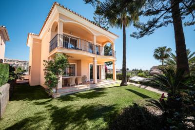 R5064241, Villa Detached in Riviera del Sol