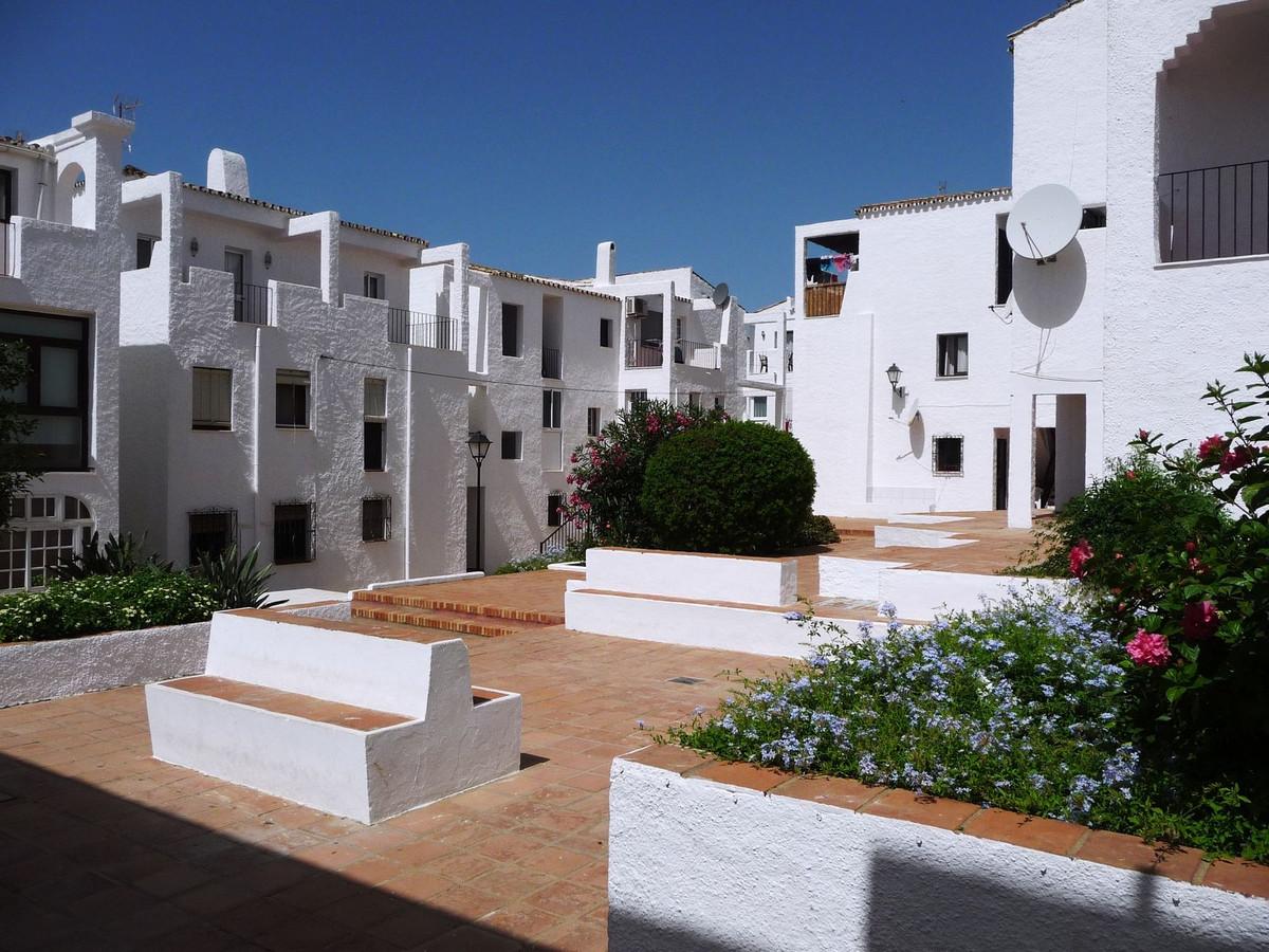 Apartment Penthouse in La Duquesa