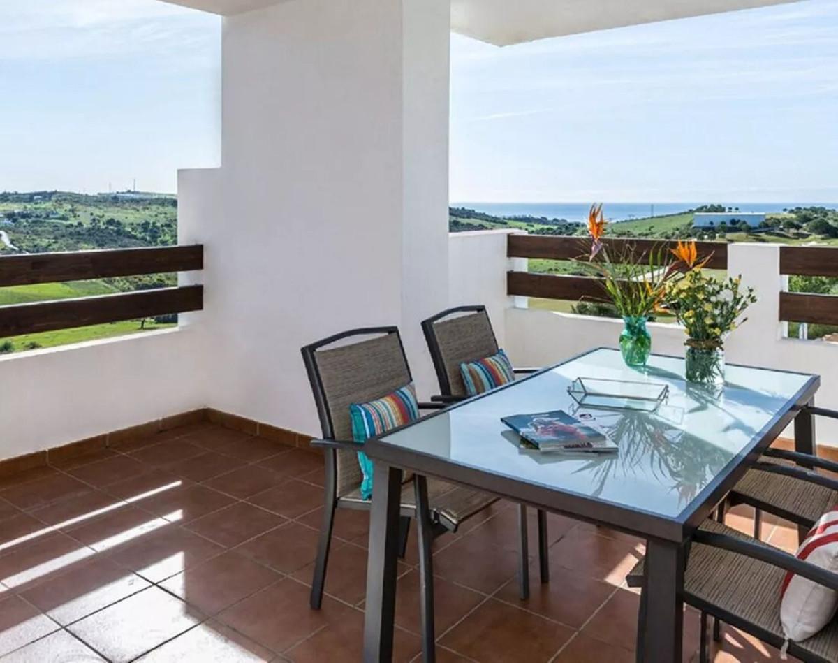 Apartment Penthouse in Estepona