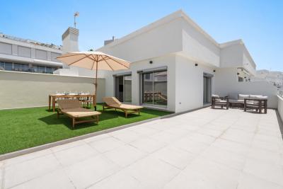 R5079364, Apartment Penthouse in Estepona
