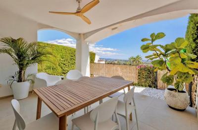 R5107495, Apartment Ground Floor in Benahavís