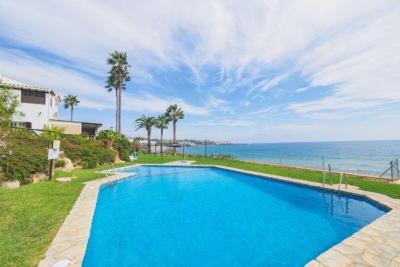R4672006, Townhouse Terraced in Estepona